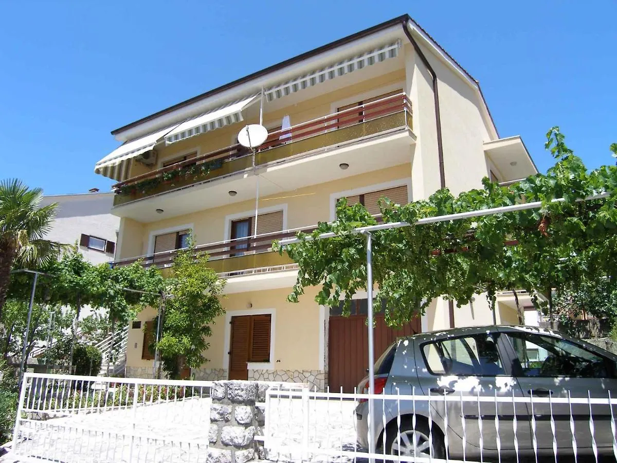 Apartment In Crikvenica 5464