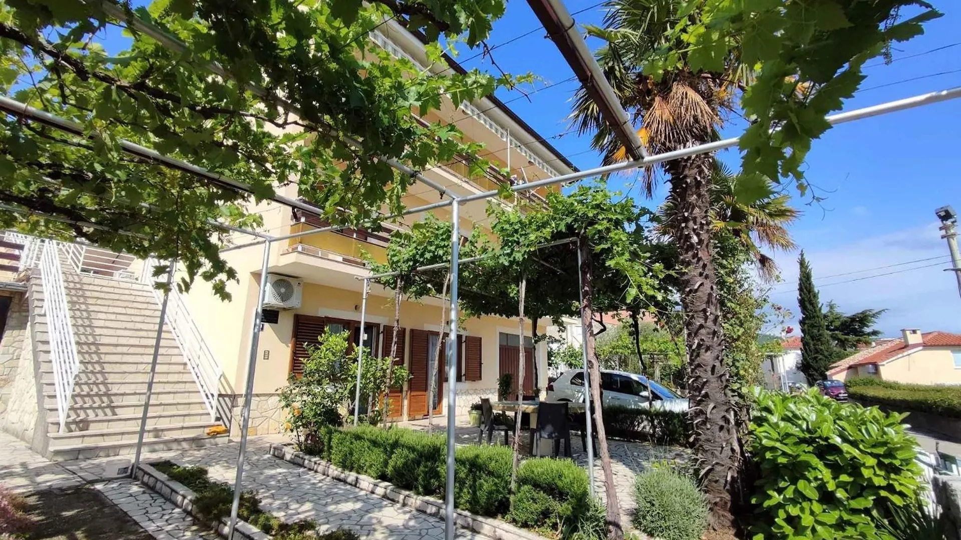 Apartment In Crikvenica 5464